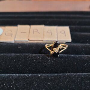 Item # GR99  14K Gold Black Onyx with Heart on Key, tiny diamond ring size 5.5